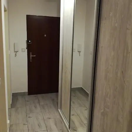 Apartment Apartman Mirova 472 B