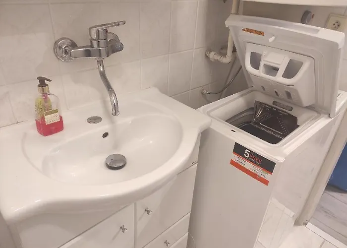 Apartman Mirova 472 B *