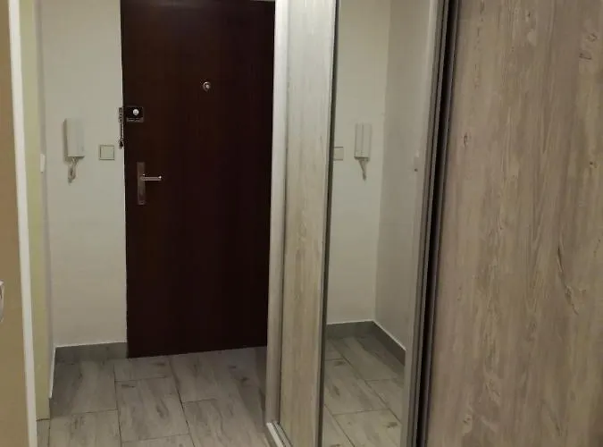 Apartment Apartman Mirova 472 B